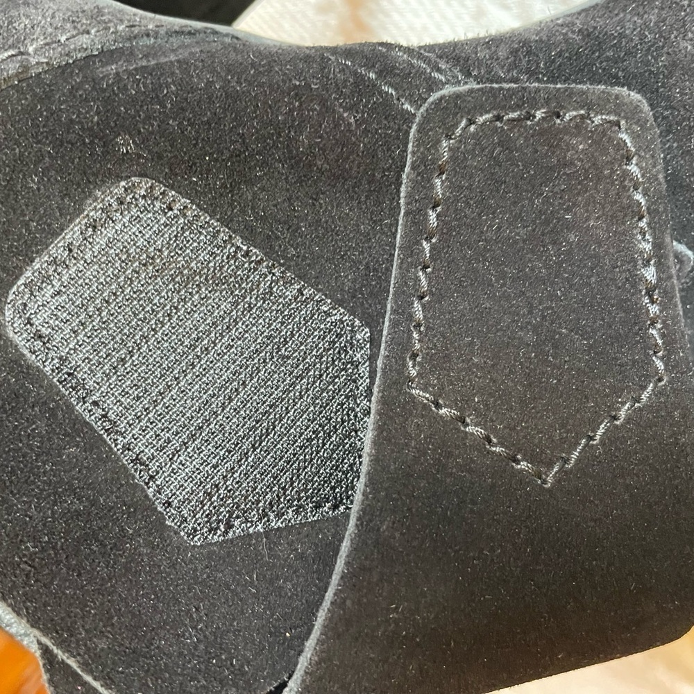 Pedro Garcia heeled booties. Made in Spain - Picture 8 of 10